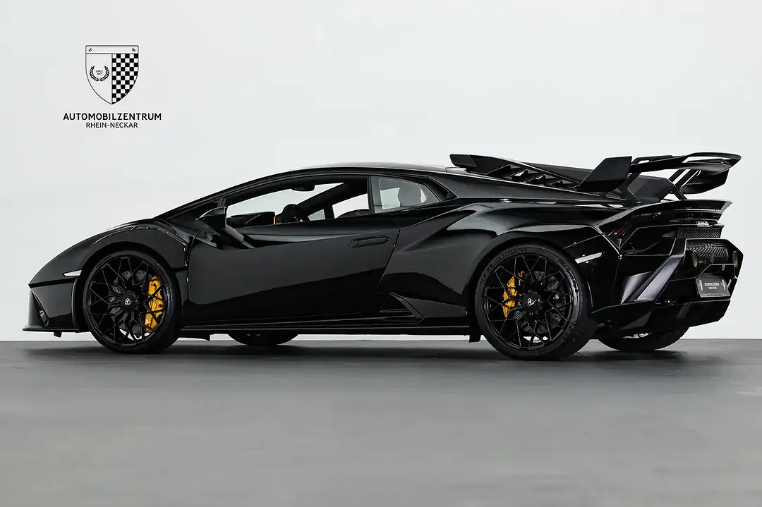 Lamborghini Huracán STO - Thumbnail 5