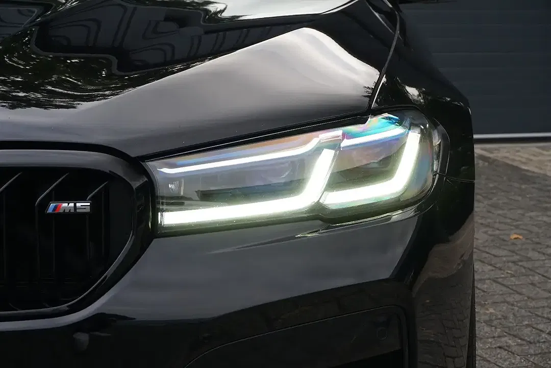 BMW M5 - Thumbnail 10