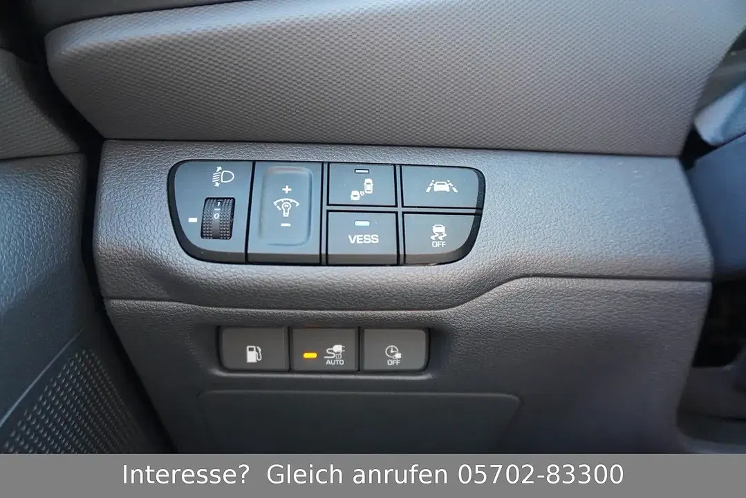 Hyundai IONIQ 1.6 GDI PHEV Hybrid Premium - Thumbnail 8