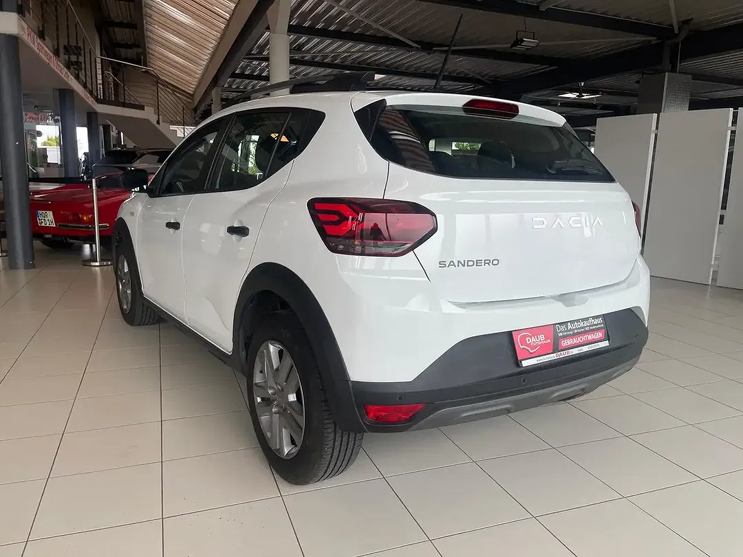Dacia Sandero Stepway - Thumbnail 4