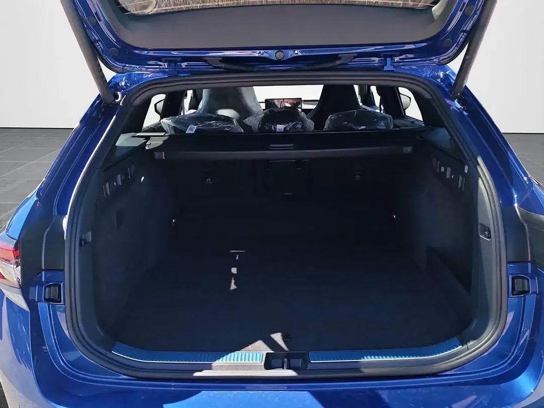 Skoda Superb 1.5 TSI iV DSG Combi Sportline - Thumbnail 10