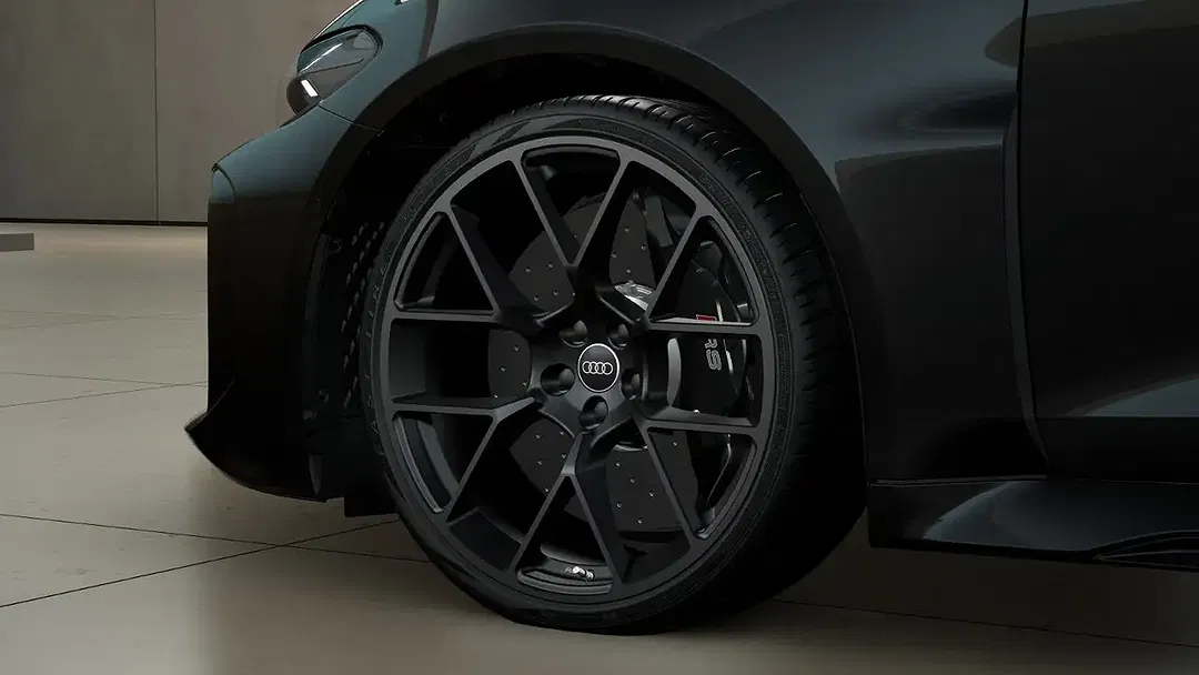 Audi RS5 - Thumbnail 4