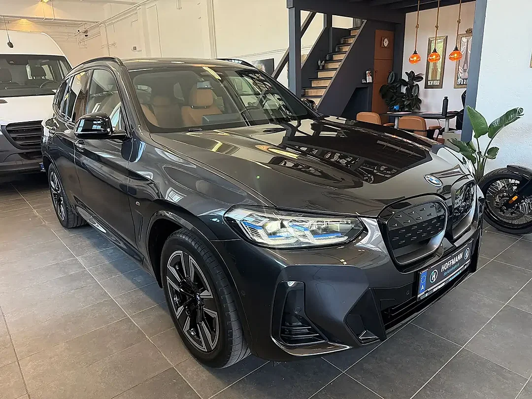 BMW iX3 M M Sport Pro - Afbeelding 1