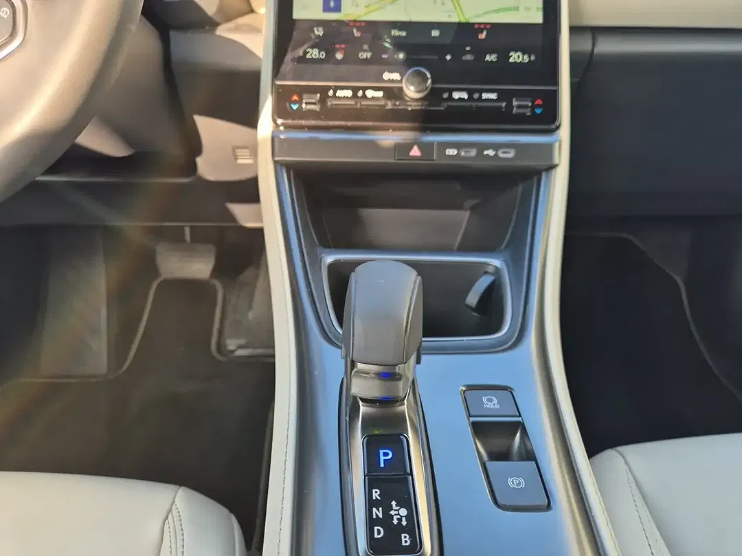 Lexus LBX 1.5 Elegant - Thumbnail 12