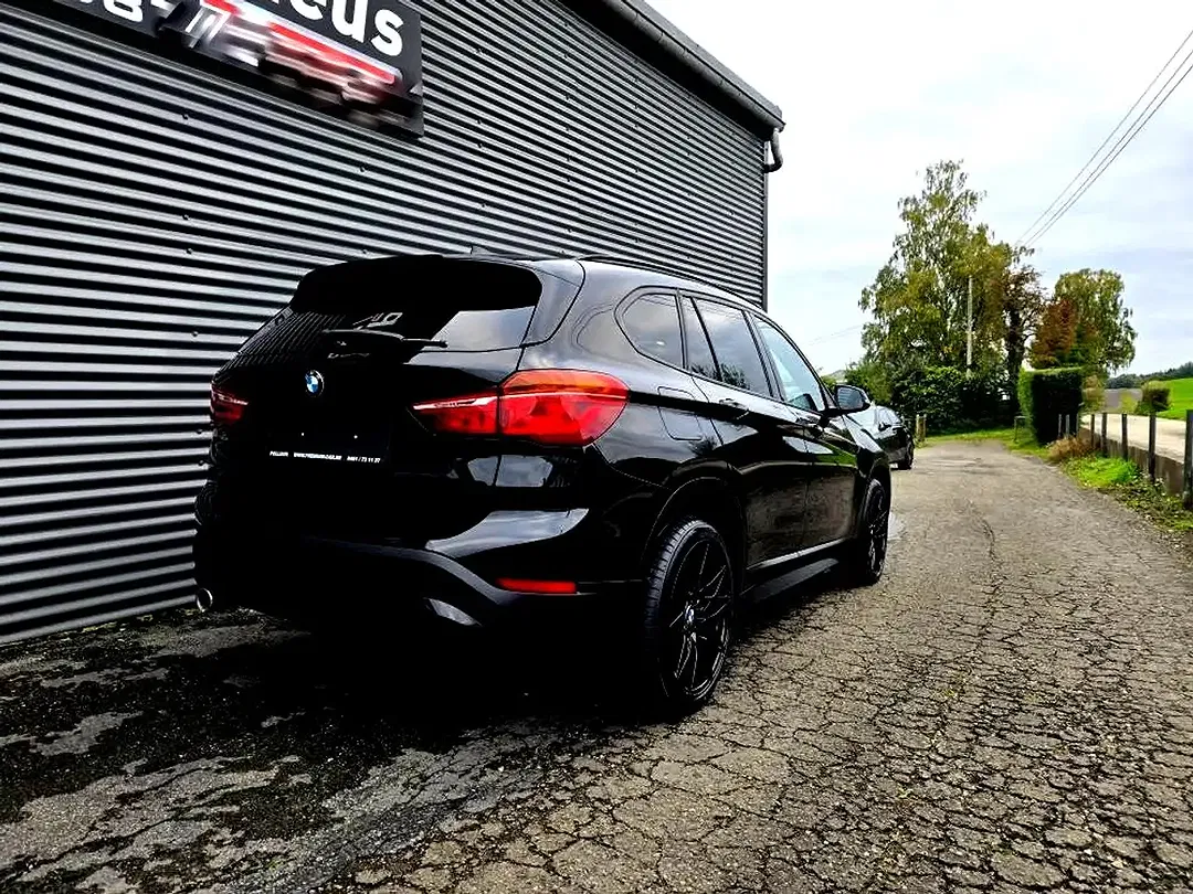 BMW X1 M - Thumbnail 4