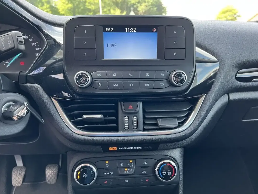 Ford Fiesta 1.1 Trend - Thumbnail 11