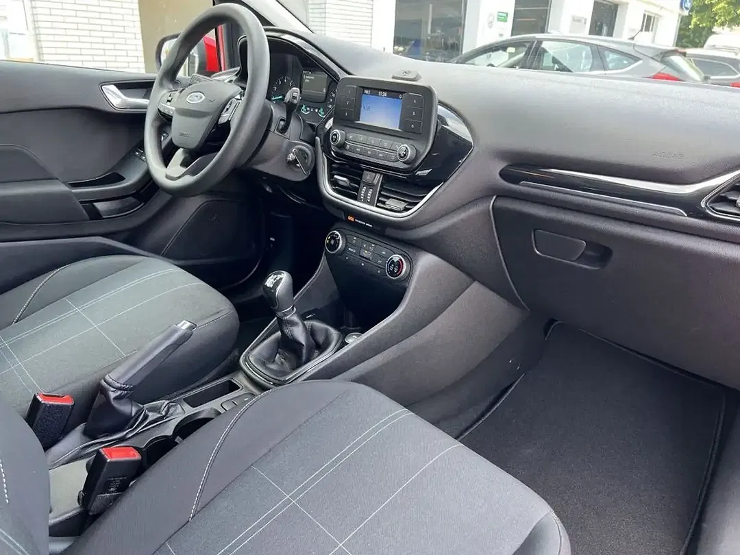 Ford Fiesta 1.1 Trend - Thumbnail 12