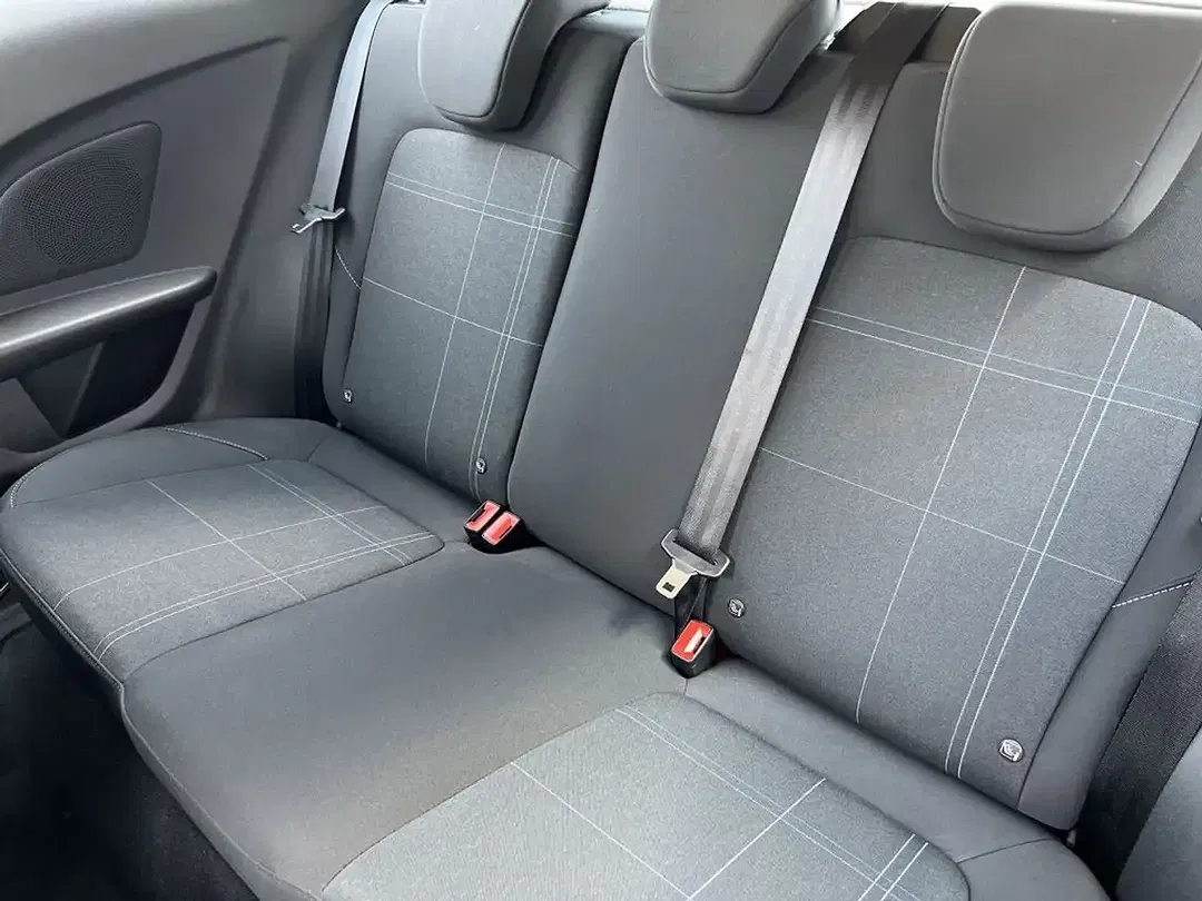 Ford Fiesta 1.1 Trend - foto 13