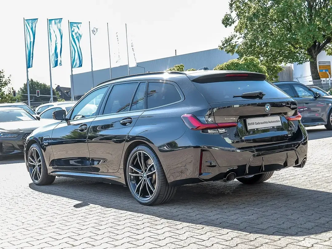 BMW 330 Touring M Sport - Thumbnail 7