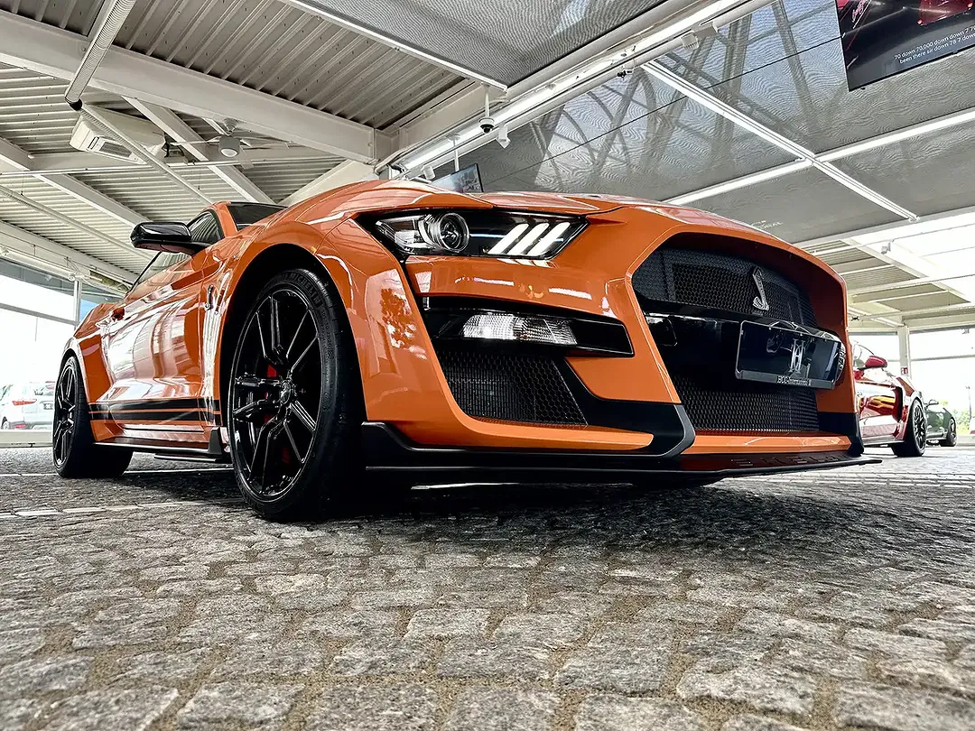 Ford Mustang GT - Thumbnail 13