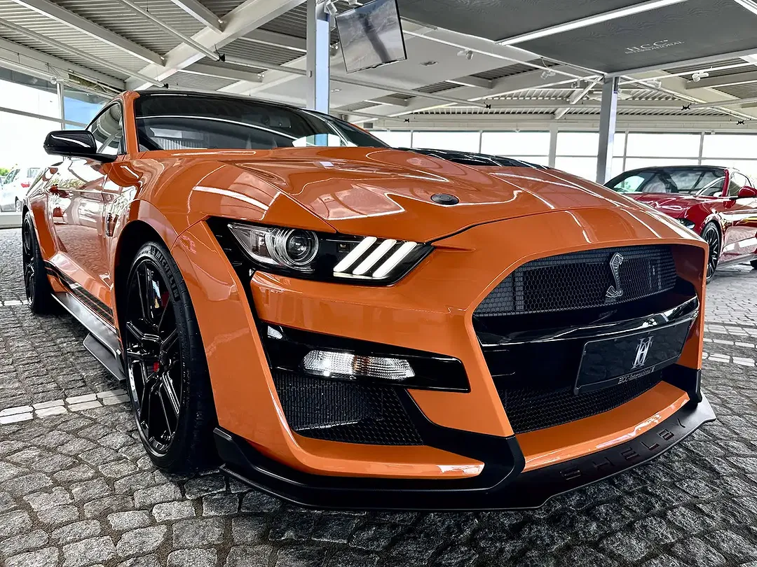 Ford Mustang GT - Thumbnail 16