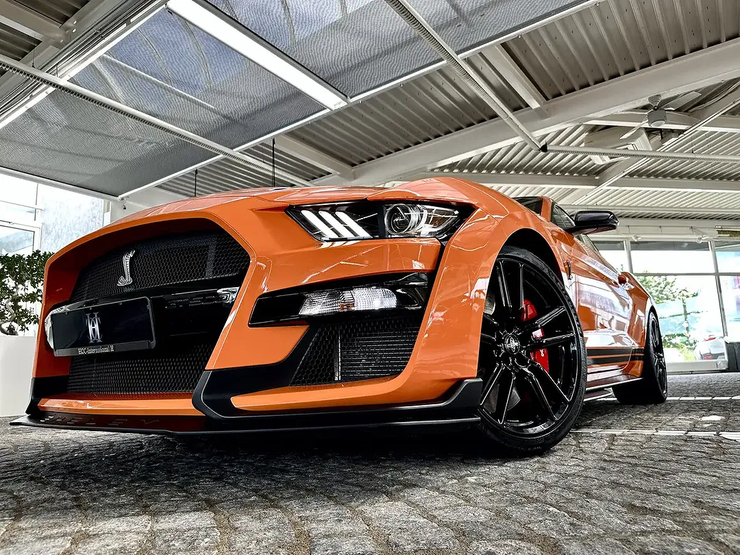 Ford Mustang GT - foto 2
