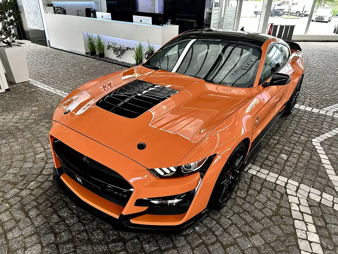 Ford Mustang GT - Thumbnail 21