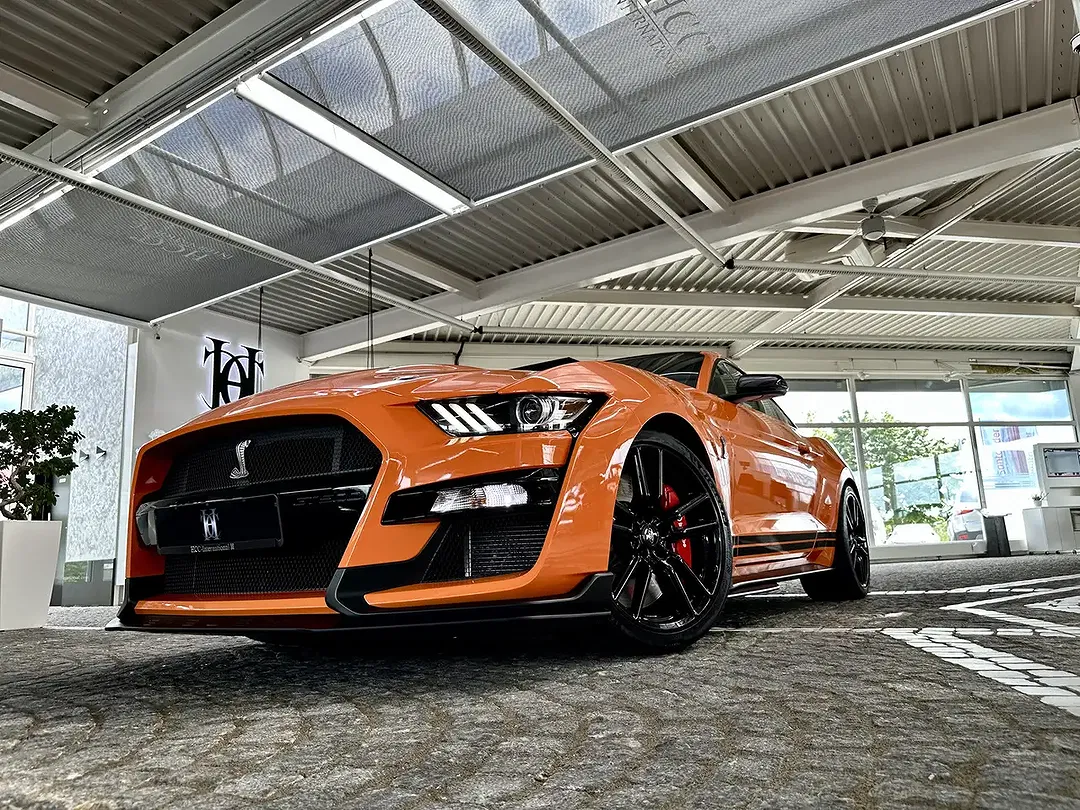 Ford Mustang GT - Thumbnail 4