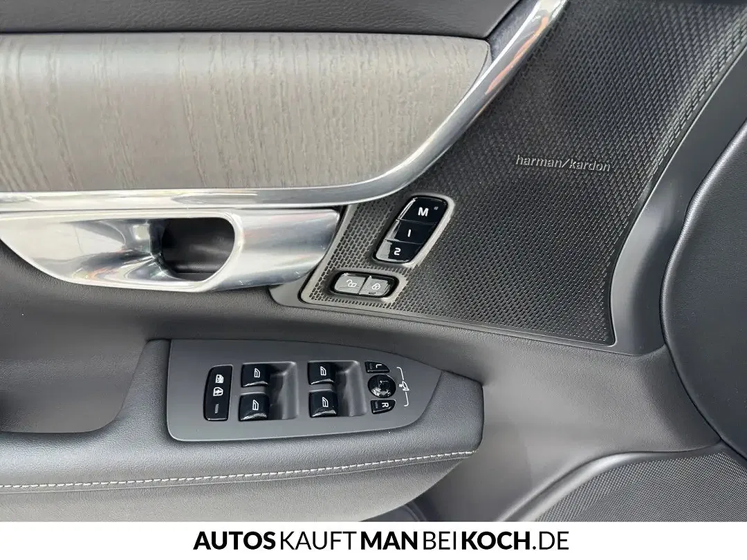 Volvo V90 T8 PHEV AWD - Thumbnail 12