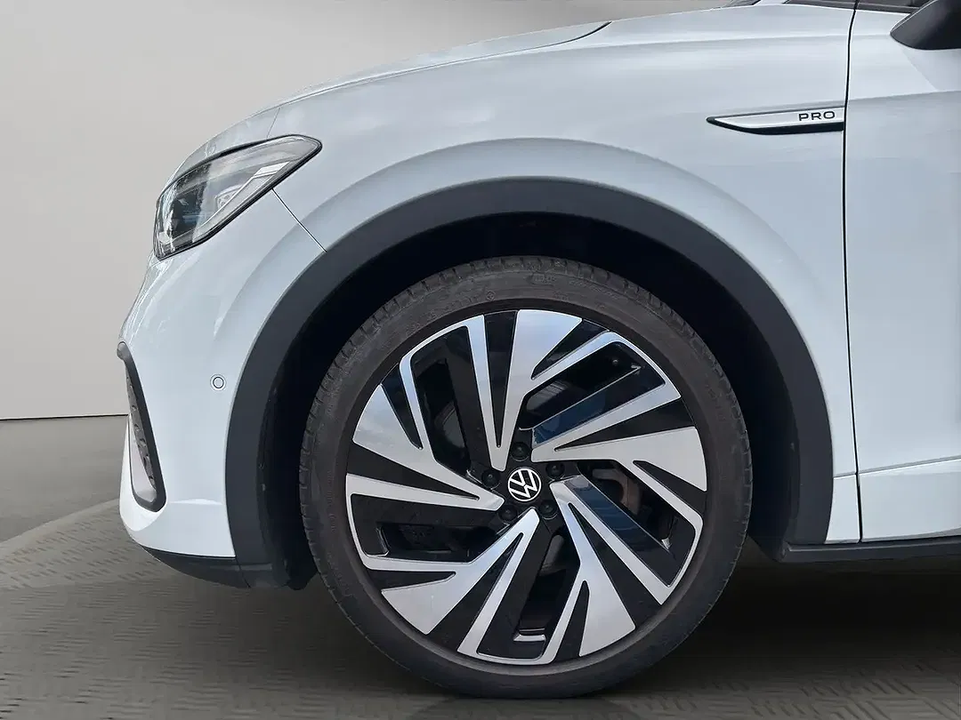 Volkswagen ID.5 Pro Performance - Thumbnail 7