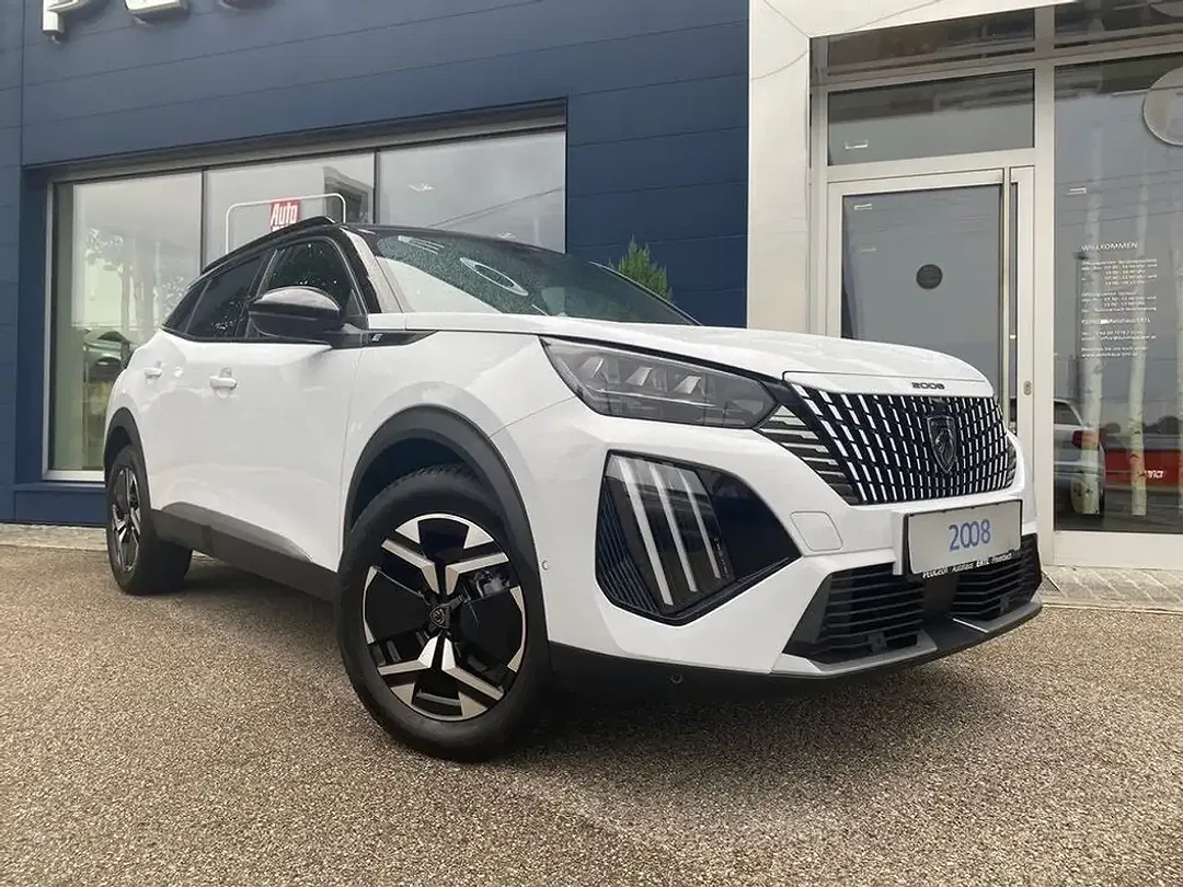 Peugeot 2008 GT - Thumbnail 2