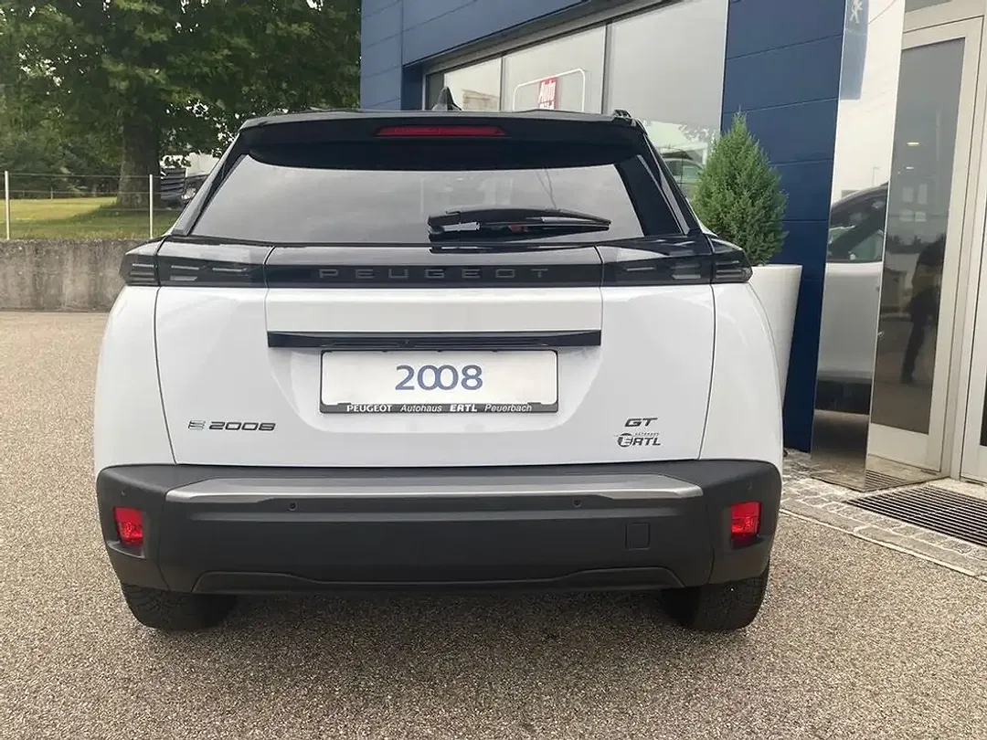 Peugeot 2008 GT - Thumbnail 6