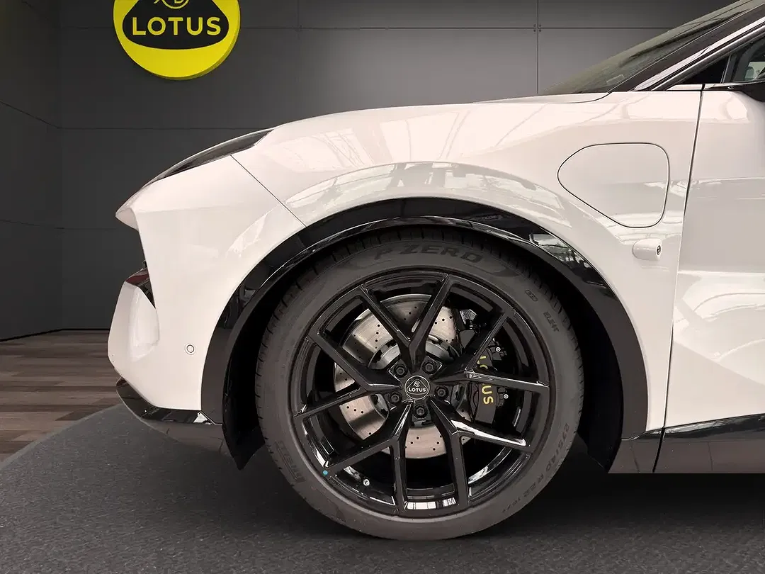 Lotus Eletre 600 GT SE - Thumbnail 11