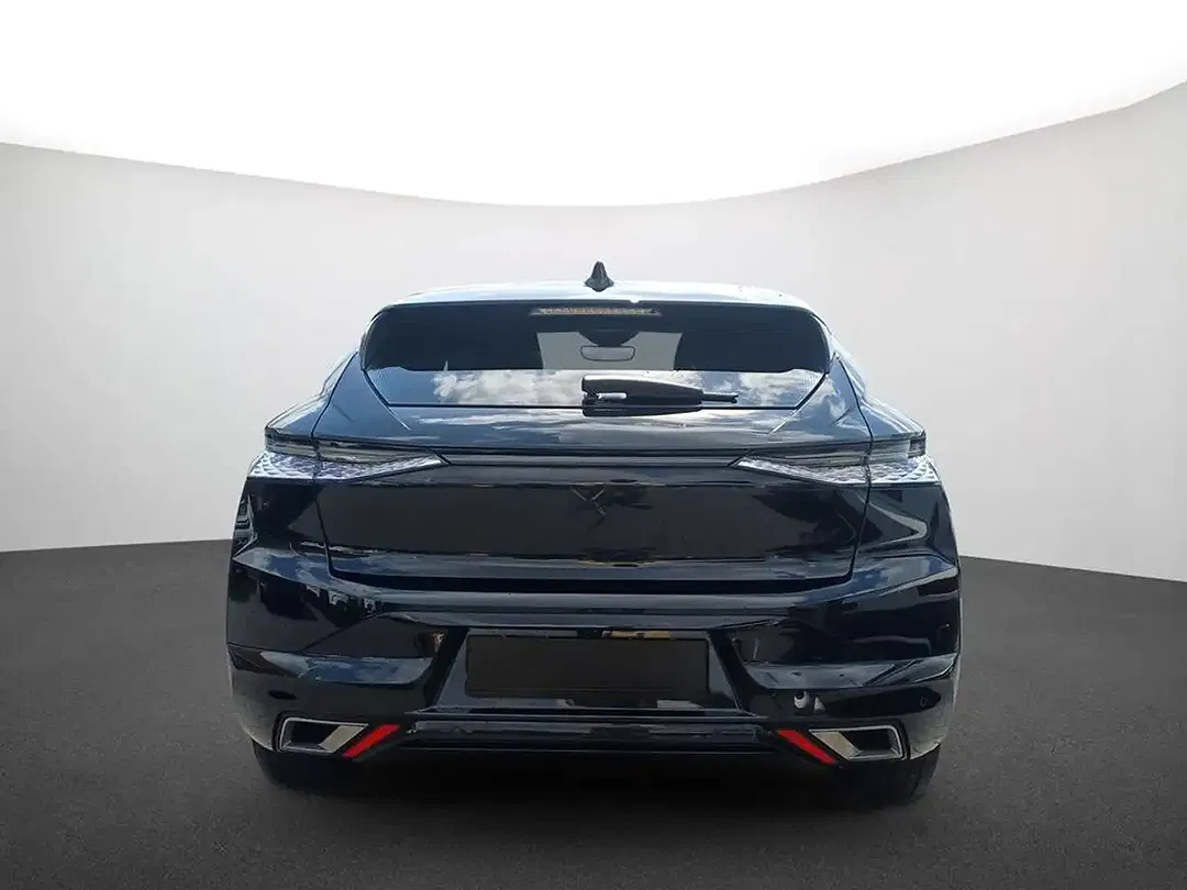 DS Automobiles DS 4 - Thumbnail 4