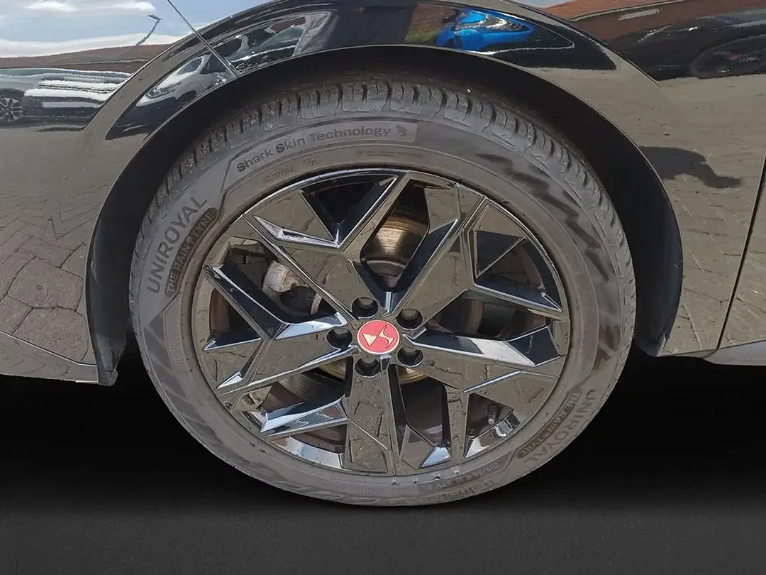 DS Automobiles DS 4 - Thumbnail 8