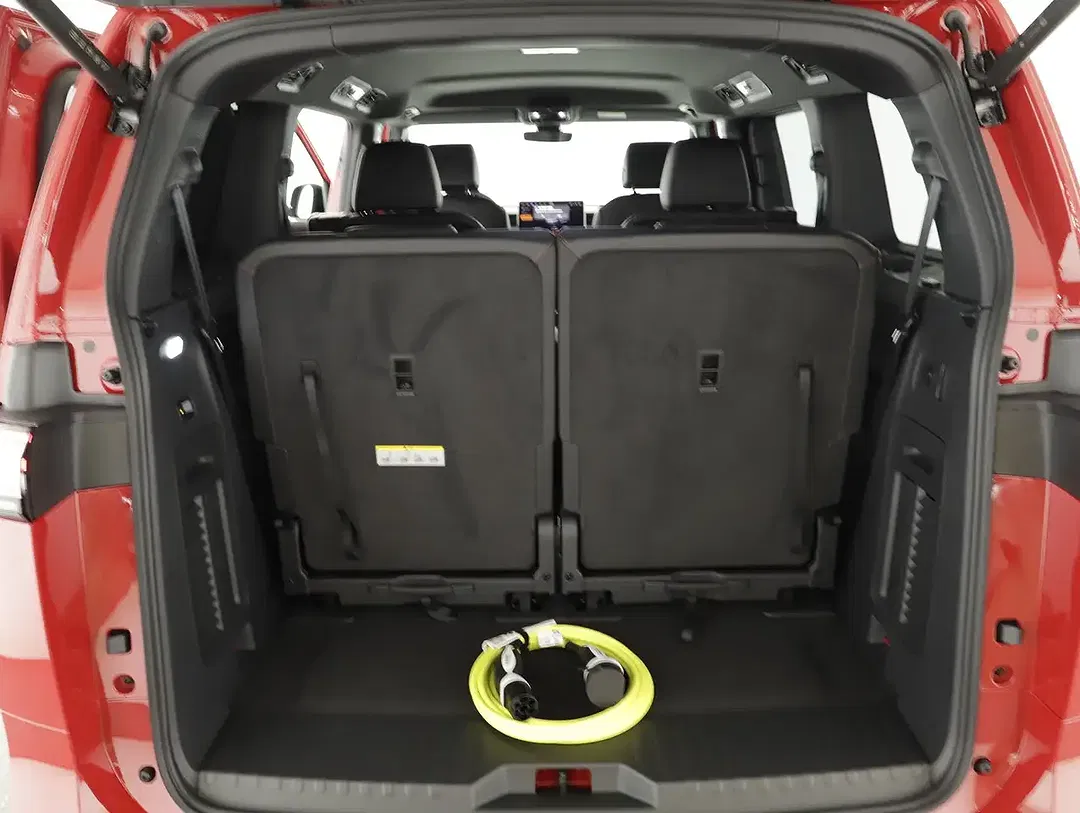 Volkswagen ID. Buzz 4Motion - Thumbnail 5