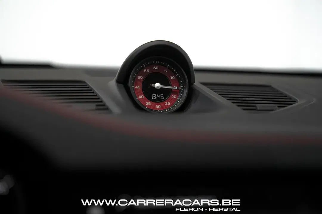 Porsche Targa Bi-Turbo PDK 4 GTS - Thumbnail 9