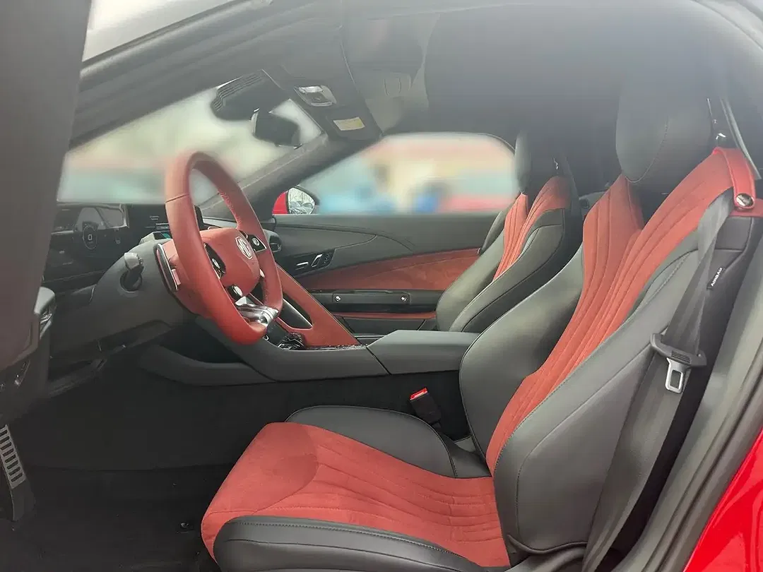 MG Cyberster - Thumbnail 4