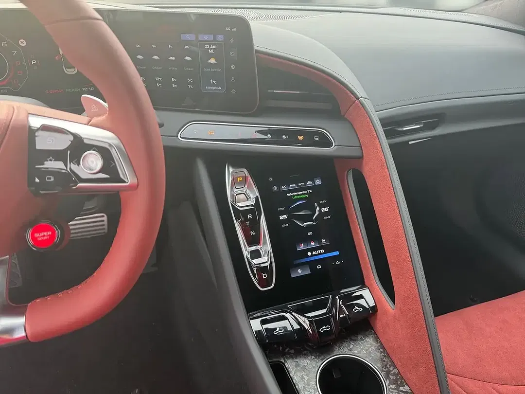 MG Cyberster - Thumbnail 5