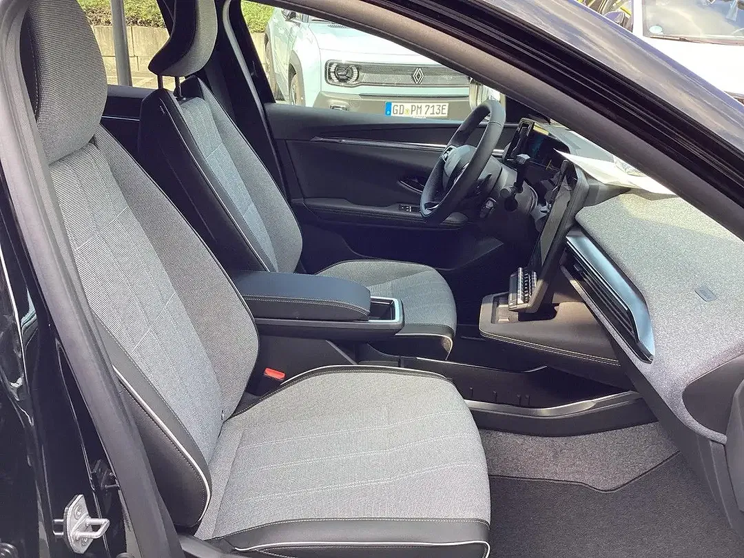 Renault Scenic E-Tech Techno - Thumbnail 8