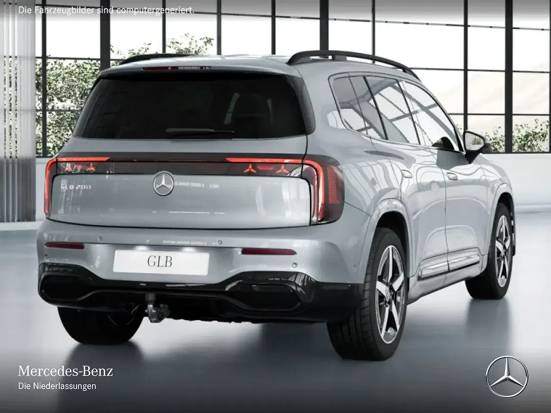 Mercedes-Benz GLB 200 AMG Night - Thumbnail 3