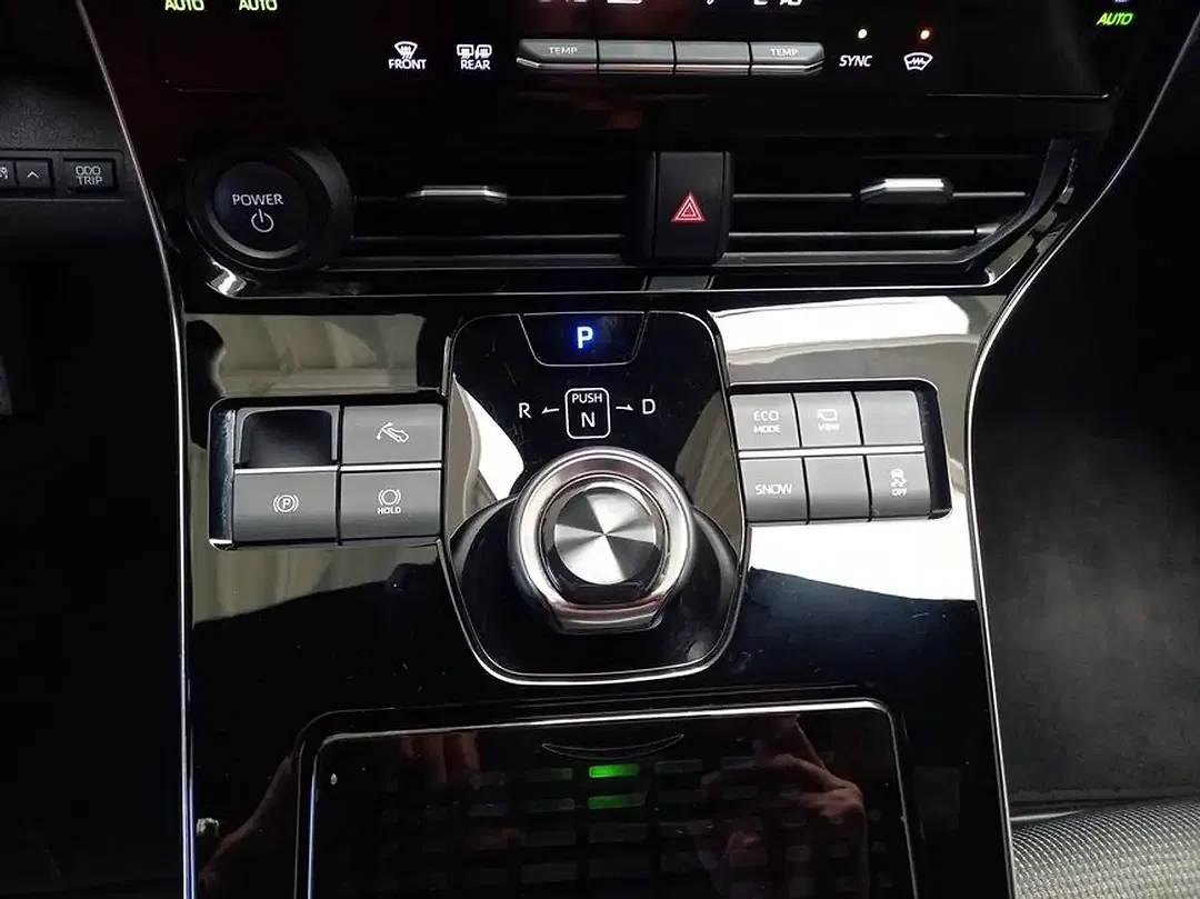 Toyota bZ4X - Thumbnail 13