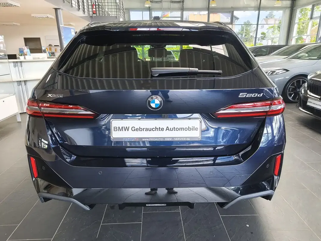 BMW 520 M Sport Pro Touring - Thumbnail 6