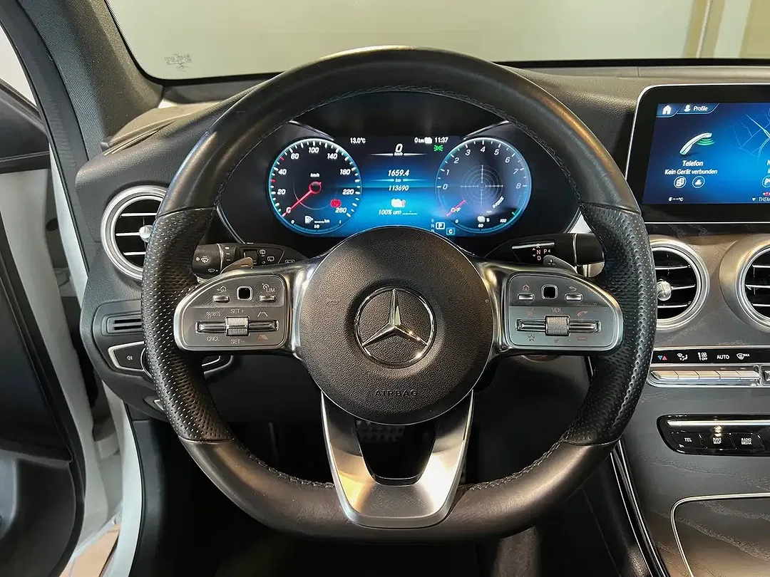 Mercedes-Benz GLC 300 4MATIC AMG - Thumbnail 3