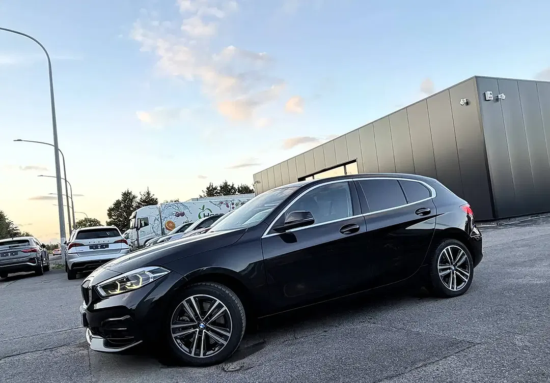 BMW 120 Sport Pro - Thumbnail 4