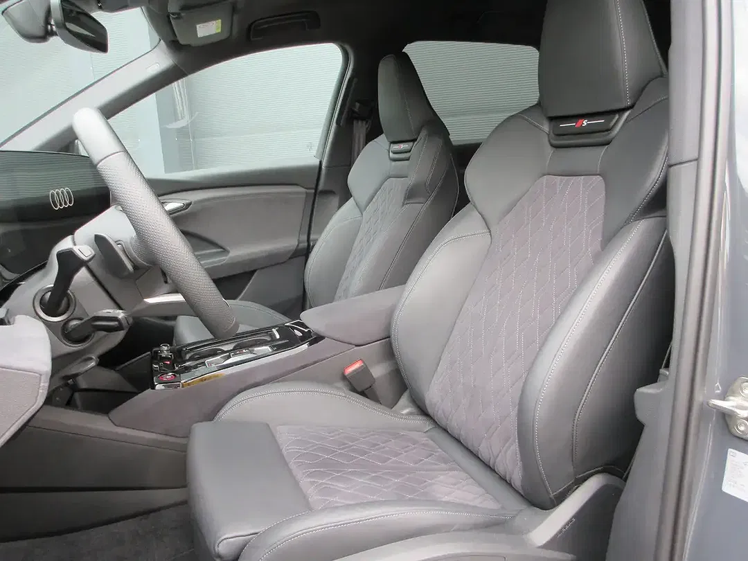 Audi SQ6 e-tron - Thumbnail 11