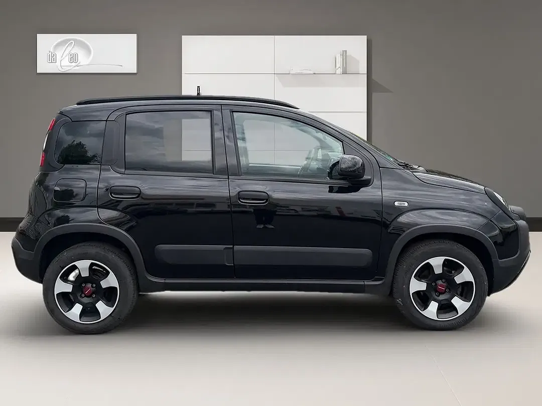Fiat Panda Hybrid Cross - Thumbnail 5
