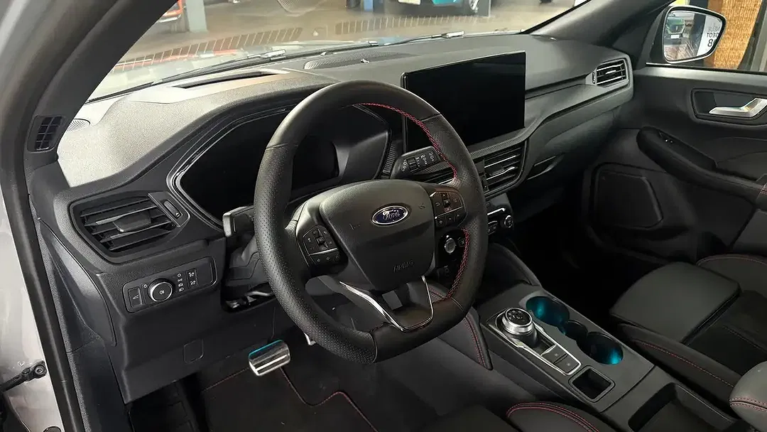Ford Kuga 1.5 ST-Line X - Thumbnail 5