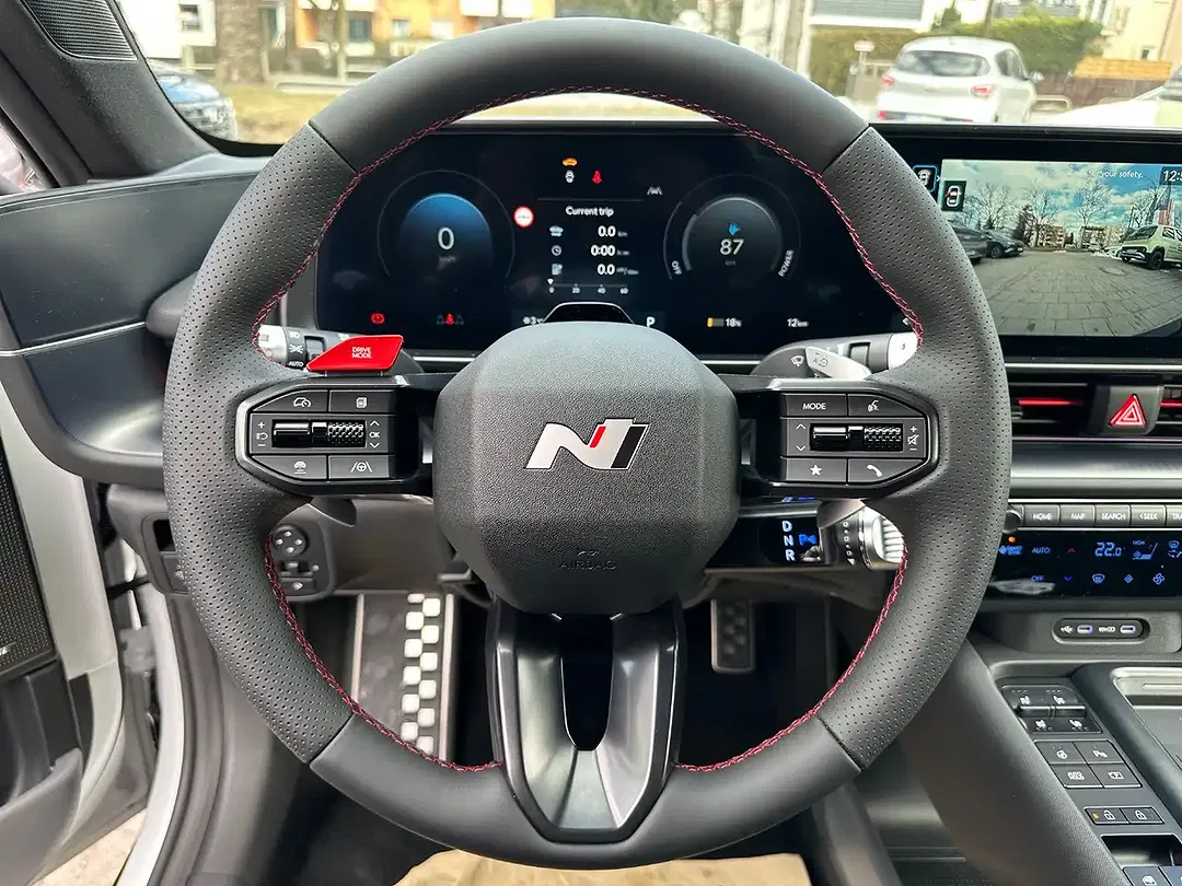Hyundai IONIQ 6 EV 4WD N Line X - Thumbnail 11