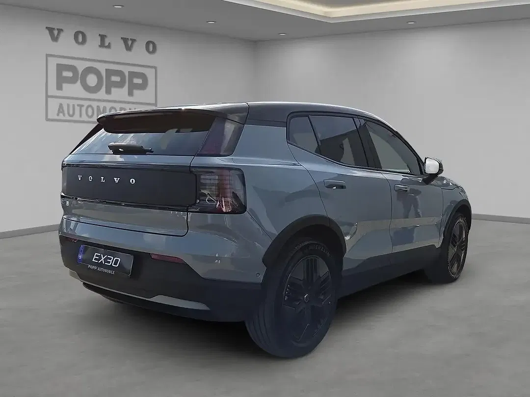 Volvo EX30 AWD Twin Motor Performance Ultra - Thumbnail 5