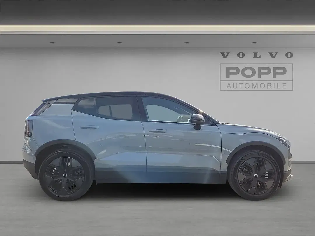 Volvo EX30 AWD Twin Motor Performance Ultra - Thumbnail 6