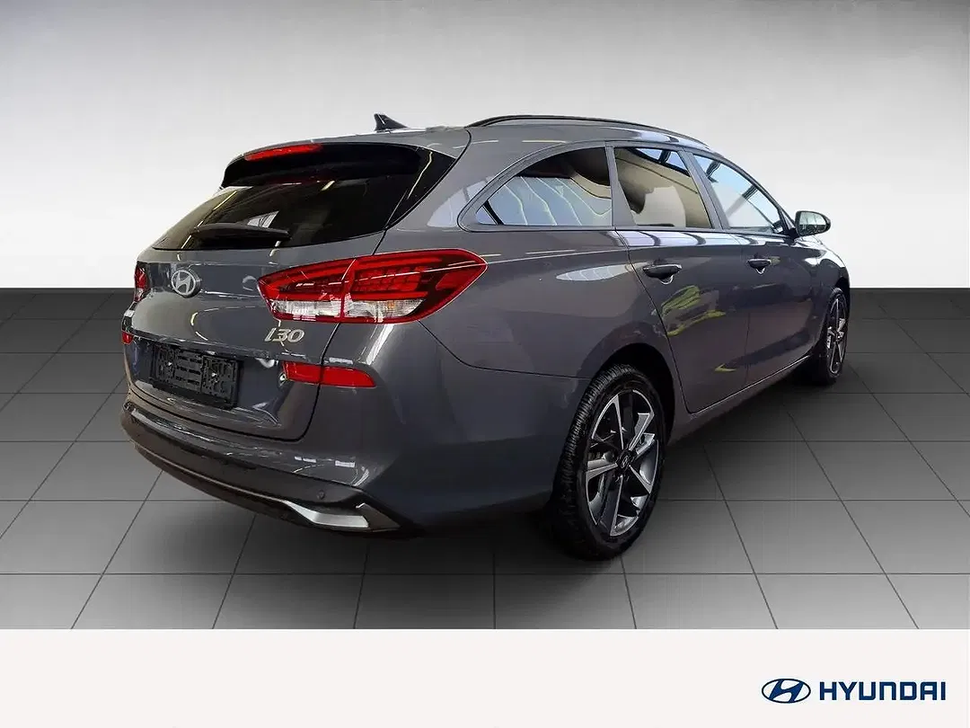 Hyundai i30 Trend - Thumbnail 5