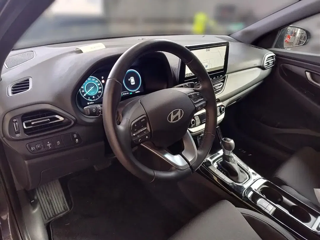Hyundai i30 Trend - Thumbnail 6
