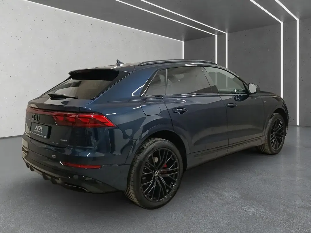 Audi Q8 S line - foto 2