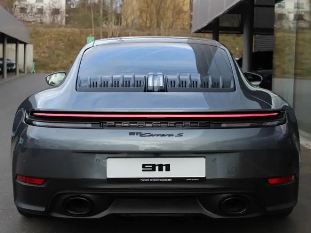Porsche 992 Carrera S - Thumbnail 11