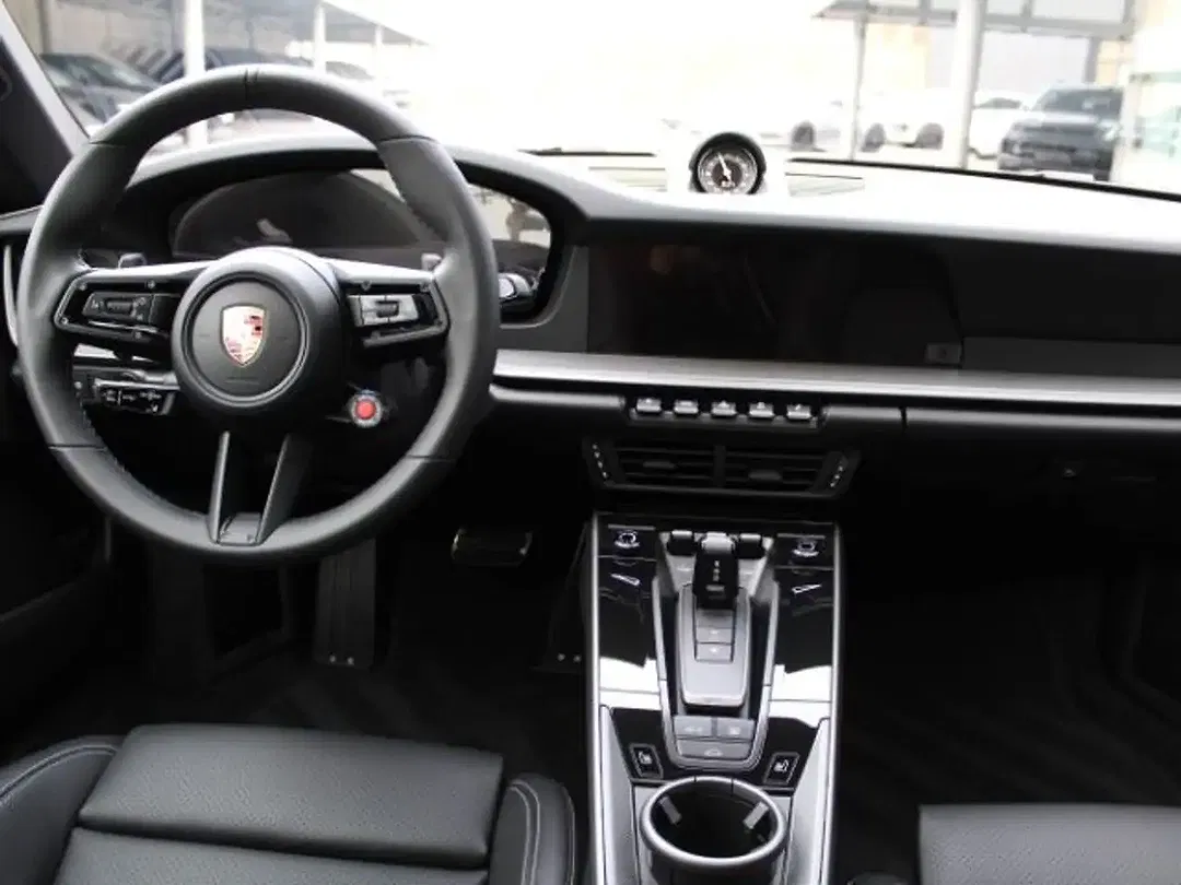 Porsche 992 Carrera S - Thumbnail 4