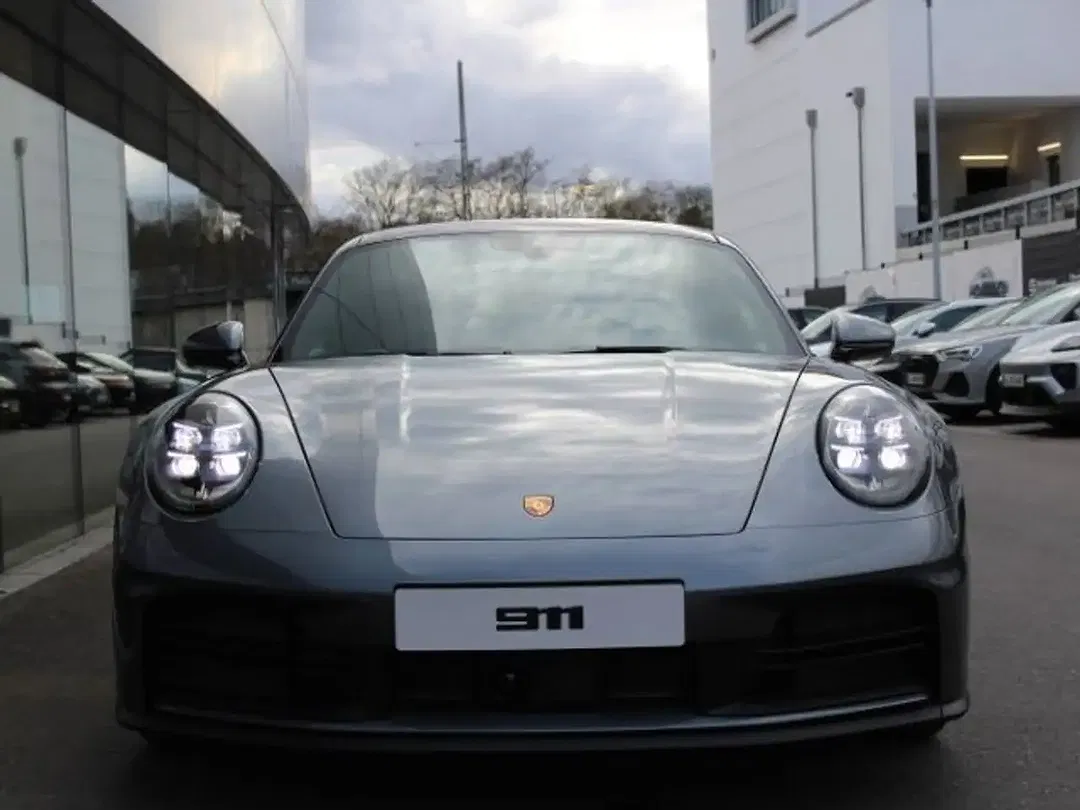 Porsche 992 Carrera S - Thumbnail 6