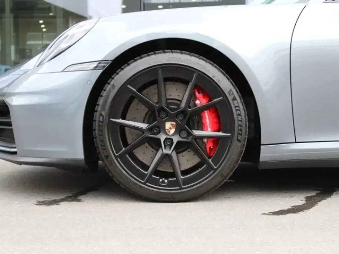 Porsche 992 Carrera S - Thumbnail 9