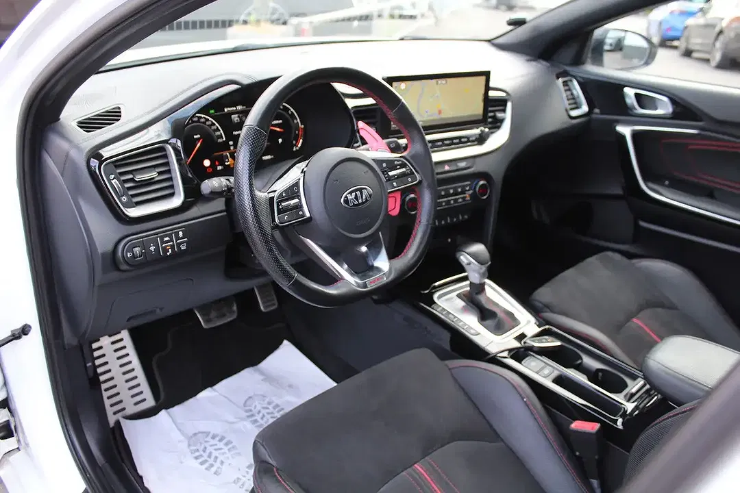 Kia ProCeed / pro_cee'd 1.6 T-GDI DCT GT - Thumbnail 11