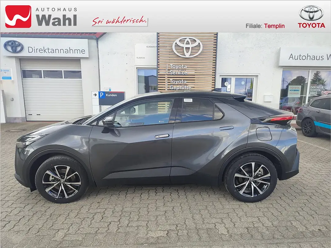 Toyota C-HR PHEV Teamplayer - Thumbnail 3